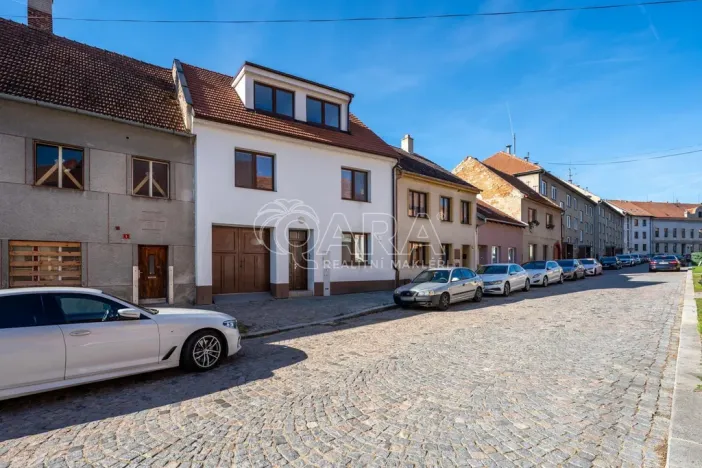 Prodej bytu 2+kk, Ivančice, Josefa Vávry, 64 m2