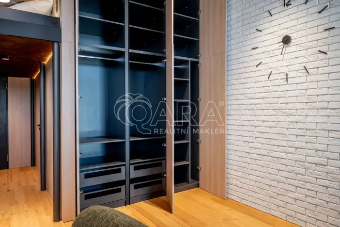 Pronájem bytu 1+kk, Praha - Holešovice, Tusarova, 53 m2