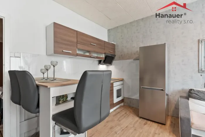 Prodej bytu 2+kk, Děčín - Děčín XXXII-Boletice nad Labem, V Sídlišti, 42 m2