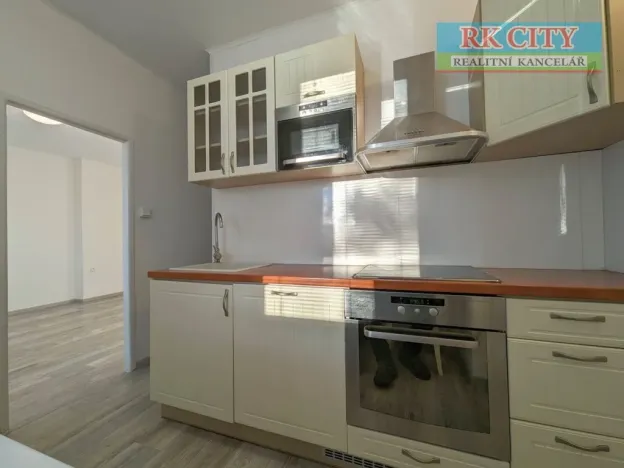 Pronájem bytu 2+1, Bruntál, Jesenická, 55 m2