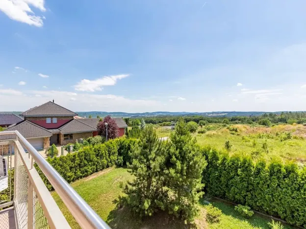 Pronájem rodinného domu, Trnová, 450 m2