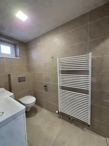 Pronájem bytu 1+1, Frenštát pod Radhoštěm, nám. Míru, 48 m2
