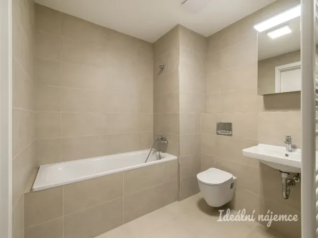 Pronájem bytu 4+kk, Praha - Ďáblice, U spojů, 107 m2