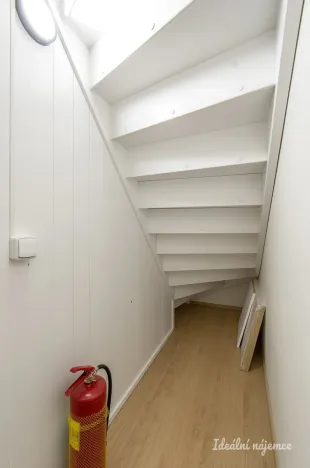 Pronájem bytu 4+kk, Praha - Ďáblice, U spojů, 107 m2