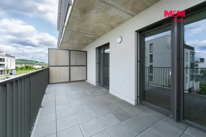 Pronájem bytu 2+kk, Plzeň, Safírová, 66 m2