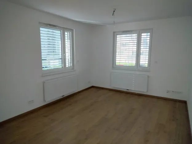 Prodej bytu 3+kk, Pardubice - Ohrazenice, U Sportovní školy, 77 m2