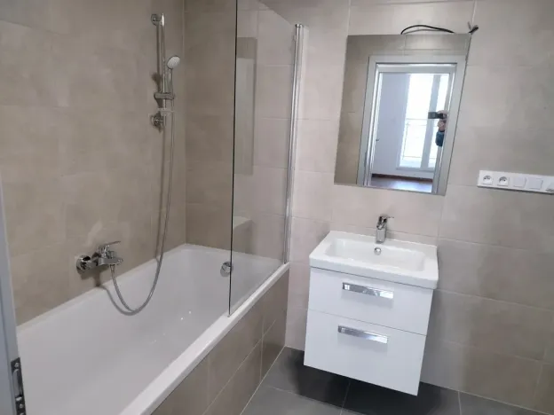 Prodej bytu 3+kk, Pardubice - Ohrazenice, U Sportovní školy, 77 m2