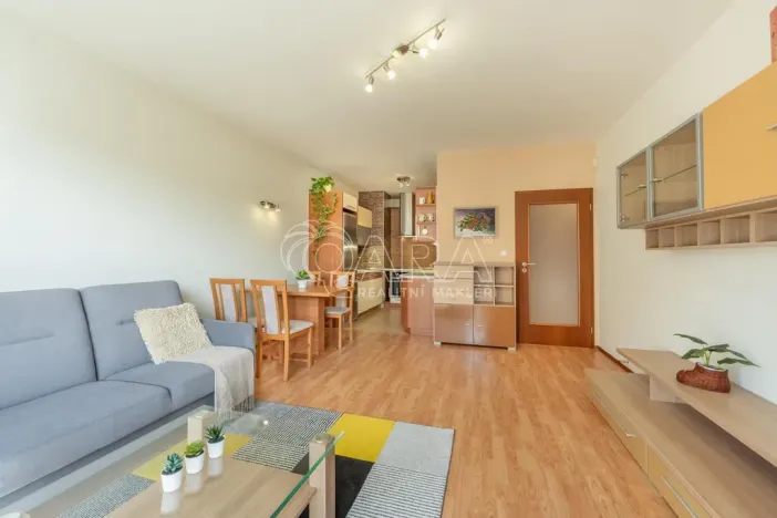 Pronájem bytu 2+kk, Praha - Záběhlice, Velenovského, 53 m2