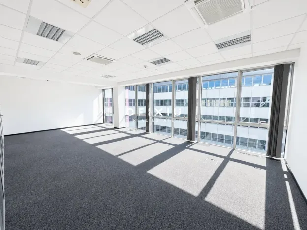 Pronájem kanceláře, Praha - Smíchov, Karla Engliše, 4000 m2