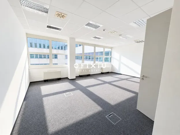 Pronájem kanceláře, Praha - Smíchov, Karla Engliše, 4000 m2