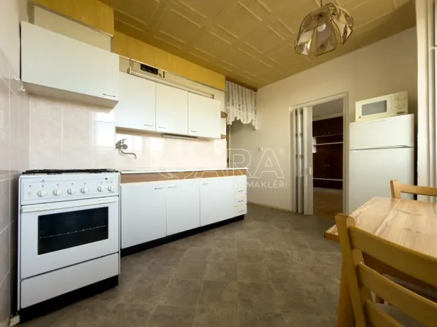 Pronájem bytu 1+1, Brno - Řečkovice, Horácké náměstí, 46 m2