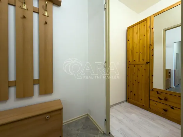 Pronájem bytu 1+1, Brno - Řečkovice, Horácké náměstí, 46 m2