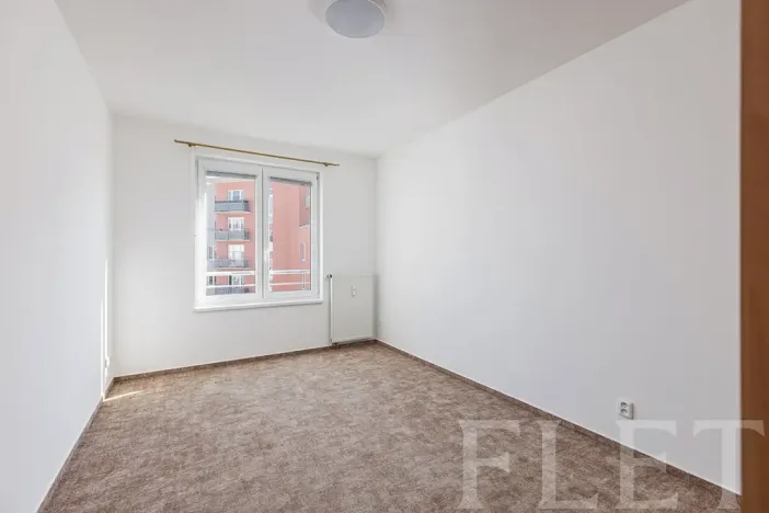 Pronájem bytu 2+kk, Praha - Záběhlice, Velenovského, 53 m2