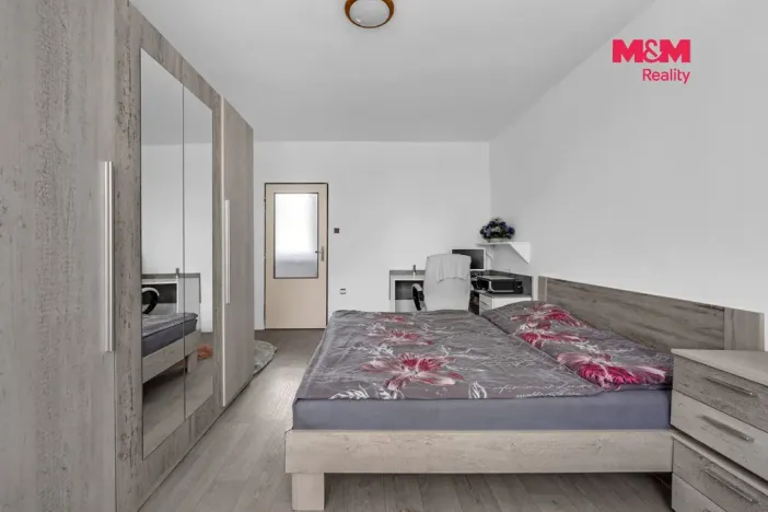 Prodej rodinného domu, Slavíkov - Horní Vestec, 140 m2