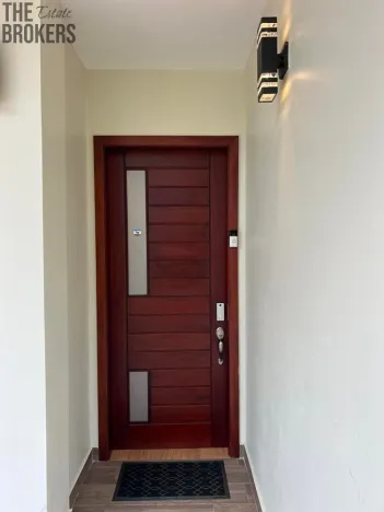 Prodej bytu 3+1, Coxen Hole, Roatán, Honduras, 139 m2