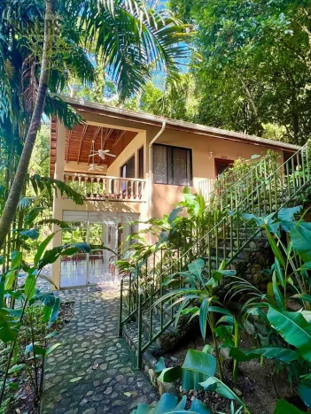 Prodej rodinného domu, La Ceiba, Honduras, 4080 m2