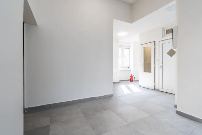 Pronájem obchodního prostoru, Brno - Husovice, Dukelská třída, 50 m2