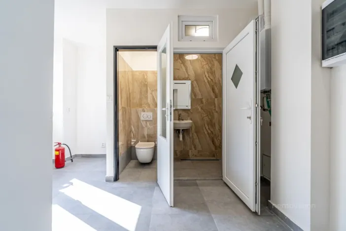 Pronájem obchodního prostoru, Brno - Husovice, Dukelská třída, 50 m2