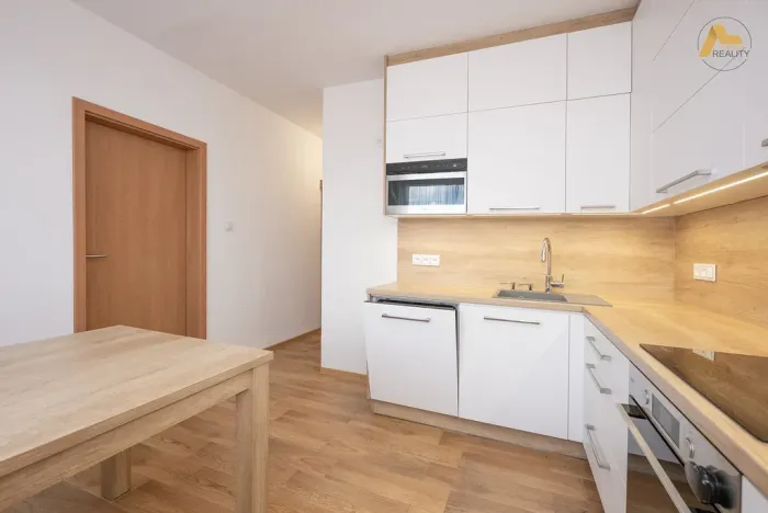 Pronájem bytu 3+1, Vodňany - Vodňany II, Sídl. Škorna, 66 m2