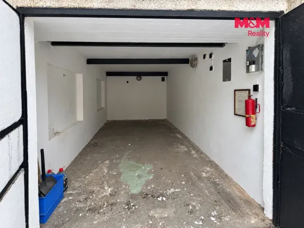Prodej garáže, Chomutov, Bezručova, 19 m2