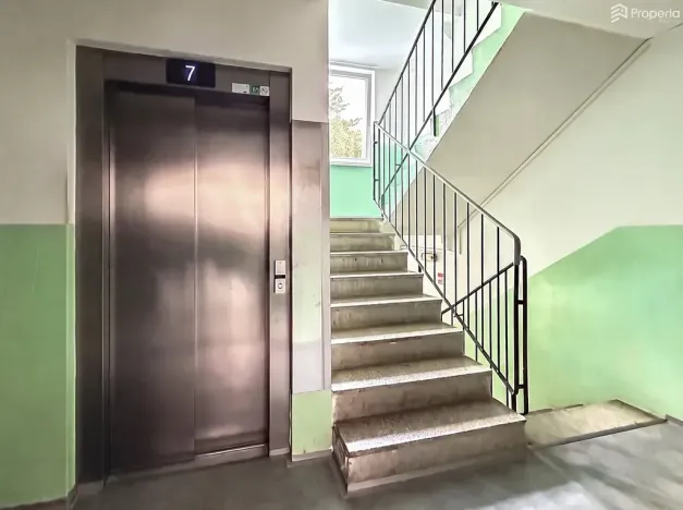 Prodej bytu 2+1, Olomouc, Stiborova, 44 m2