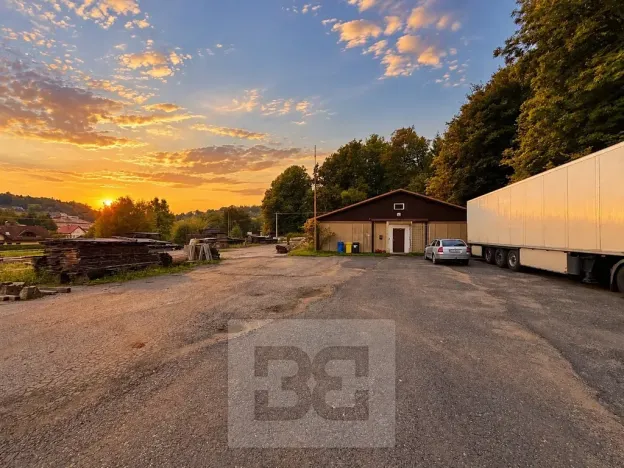 Prodej výrobních prostor, Jilemnice, Krkonošská, 1000 m2