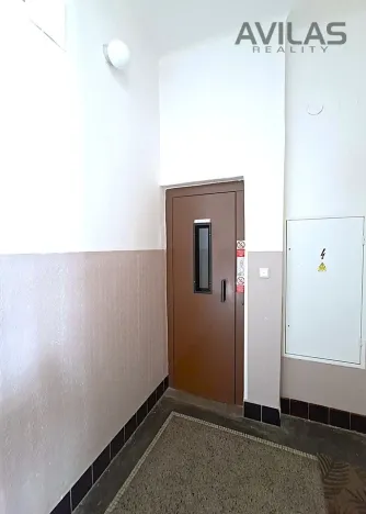 Pronájem bytu 2+1, Praha - Žižkov, Ambrožova, 69 m2