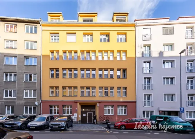 Pronájem bytu 2+kk, Praha - Vršovice, Oblouková, 40 m2