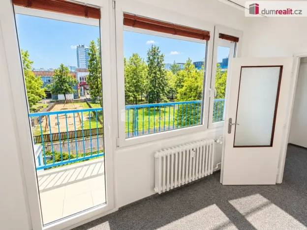Pronájem bytu 3+1, Praha - Háje, Kosmická, 78 m2