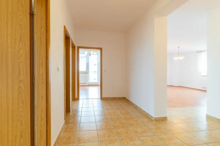 Prodej bytu 4+1, Uherské Hradiště - Sady, Trnková, 115 m2