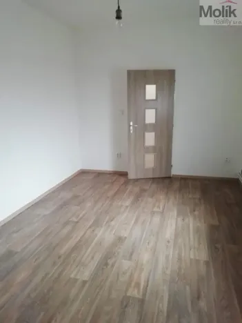 Pronájem bytu 3+kk, Cítoliby, V Poustkách, 65 m2