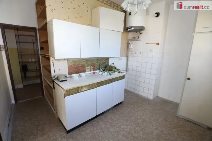 Prodej bytu 2+1, Mariánské Lázně - Úšovice, Skalníkova, 61 m2