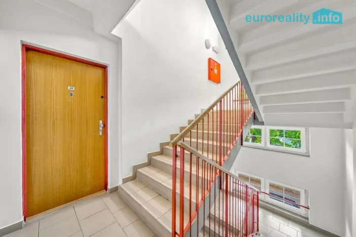 Prodej bytu 2+1, Milovice, Braniborská, 42 m2