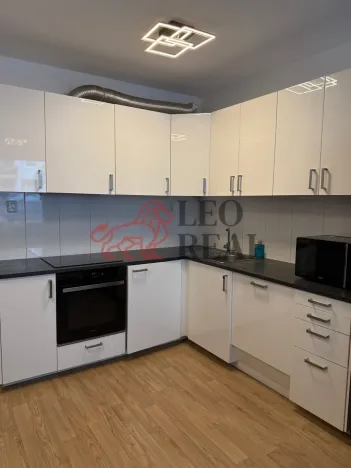 Pronájem bytu 2+kk, Praha - Střížkov, Zakšínská, 47 m2