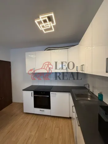 Pronájem bytu 2+kk, Praha - Střížkov, Zakšínská, 47 m2