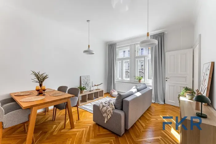 Pronájem bytu 2+kk, Praha - Bubeneč, Šmeralova, 52 m2