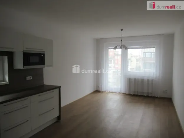 Pronájem bytu 2+kk, Praha - Střížkov, Makedonská, 57 m2