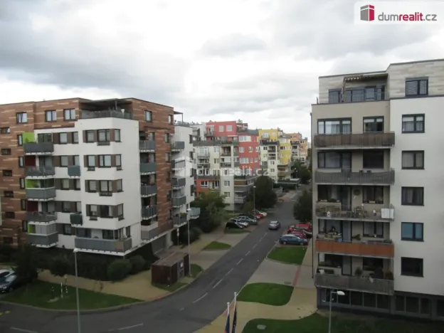 Pronájem bytu 2+kk, Praha - Střížkov, Makedonská, 57 m2