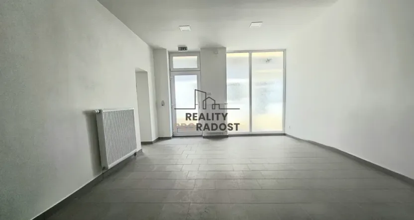 Pronájem komerční nemovitosti, Hodonín, Kolískova, 33 m2