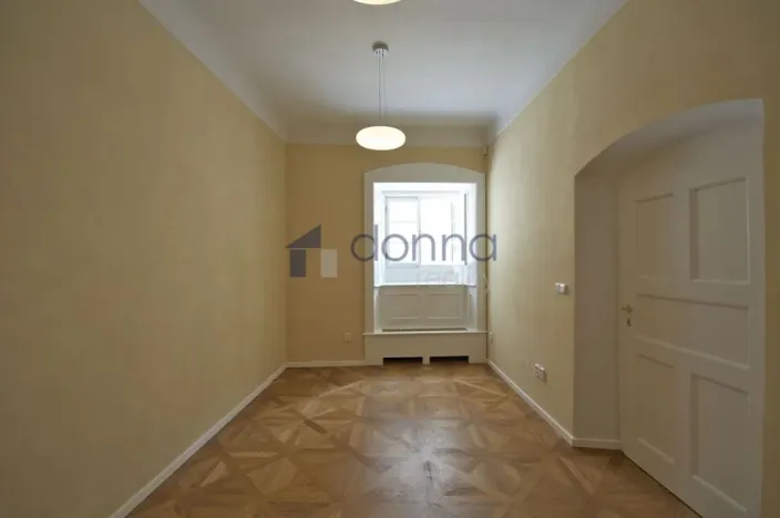 Pronájem kanceláře, Praha, Šporkova, 54 m2