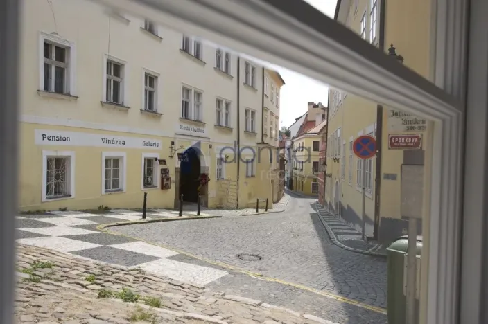Pronájem kanceláře, Praha, Šporkova, 54 m2