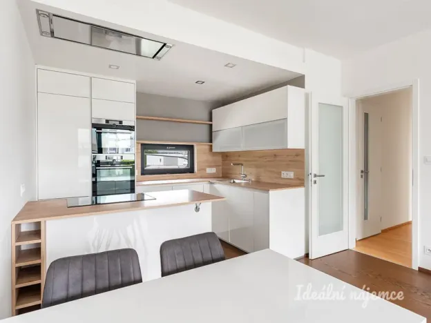 Pronájem bytu 3+kk, Praha - Jinonice, Kloudova, 89 m2