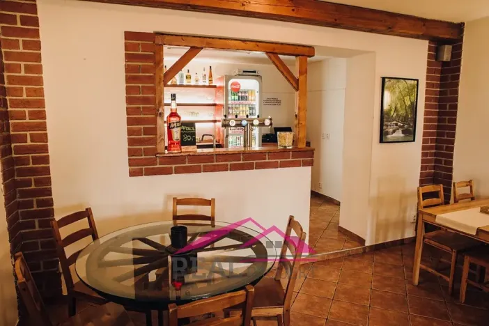Pronájem obchodního prostoru, Čebín, 180 m2