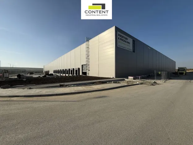 Pronájem výrobních prostor, Starovice, 2800 m2