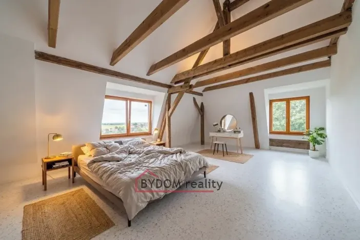 Prodej bytu 4+kk, Líšťany, 125 m2