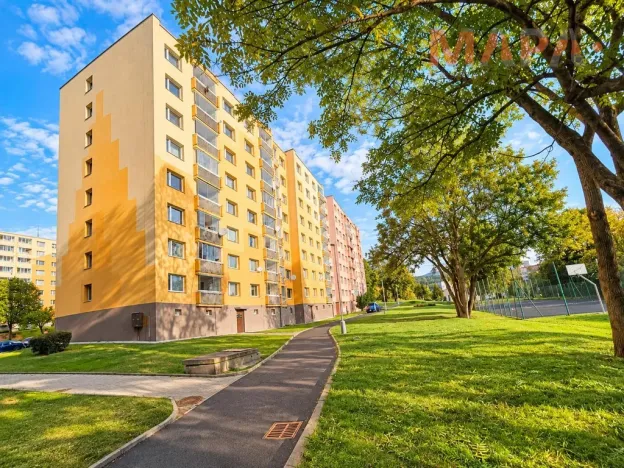 Prodej bytu 2+1, Jirkov, Na Borku, 60 m2