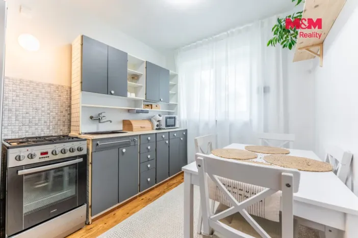 Prodej bytu 1+1, Beroun - Beroun-Město, Třída Míru, 46 m2