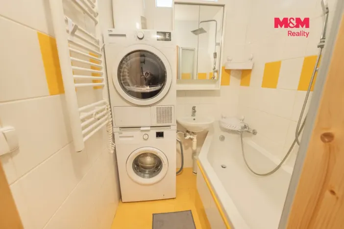 Prodej bytu 3+kk, Sedlčany, U Školky, 54 m2