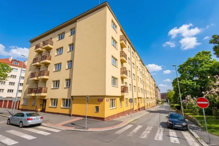 Pronájem bytu 3+kk, Praha - Vršovice, Gruzínská, 57 m2