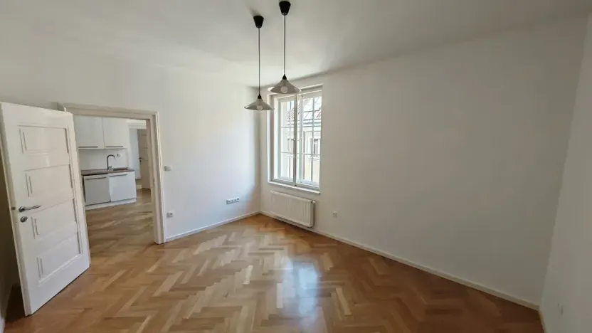 Pronájem bytu 2+1, Praha - Staré Město, Dlouhá, 61 m2